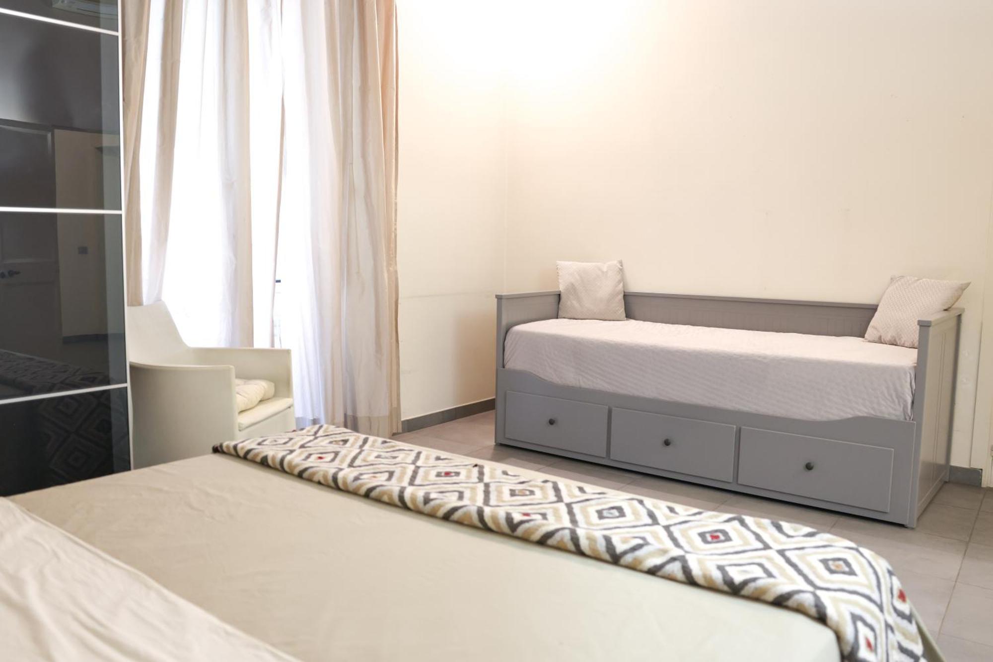 Domus Superior Domizio - Pantheon Apartment Rome Luaran gambar